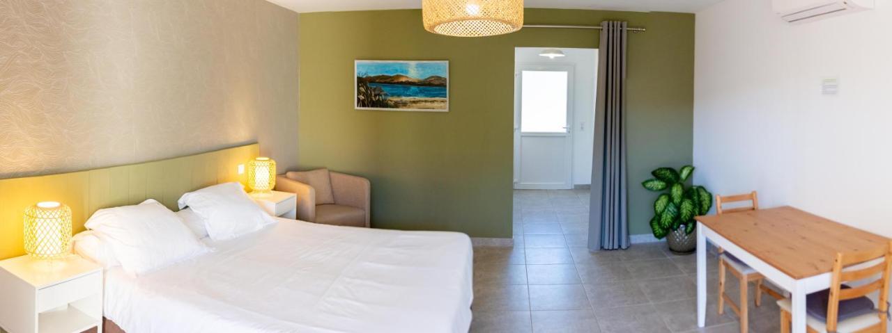 ポルトヴェッキオ Les Terrasses D'Arutoli Bed & Breakfast エクステリア 写真